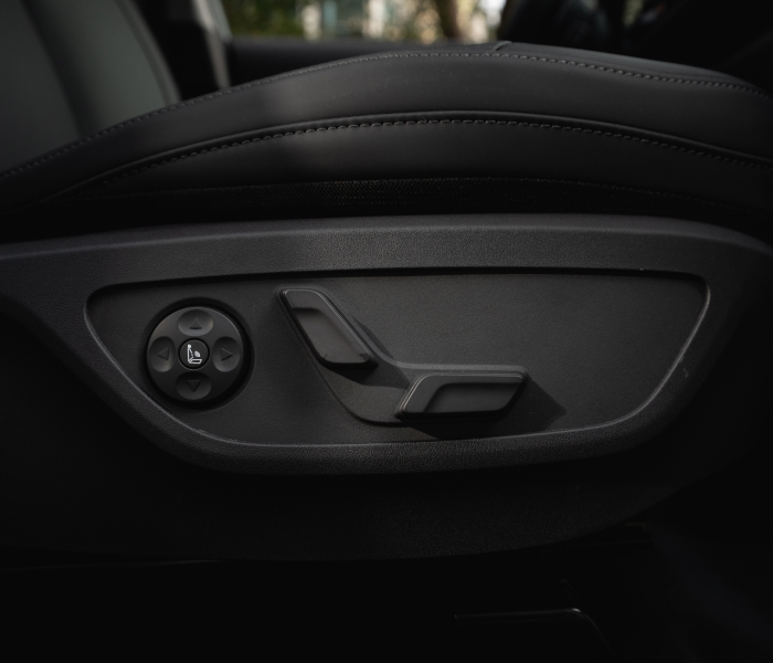 Asiento regulable electricamente